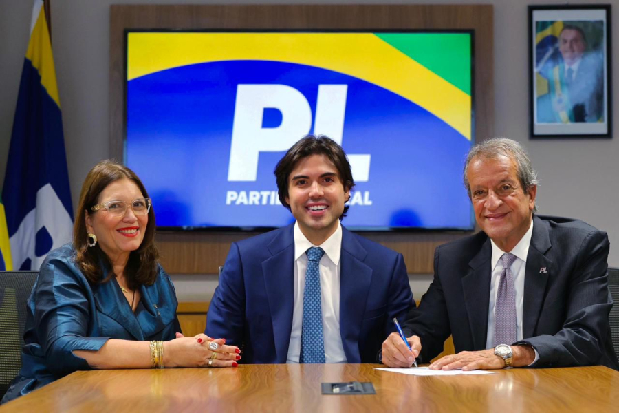 André Kubitschek entra no PL e mira a CLDF