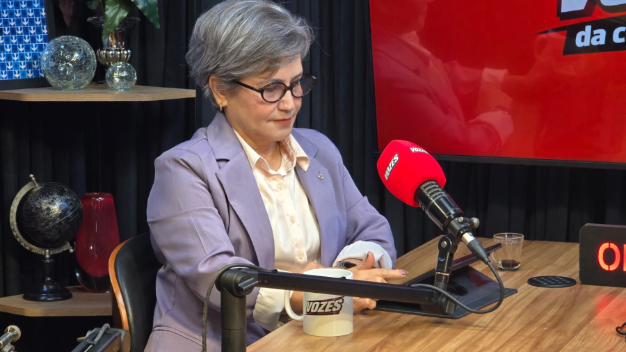 Educação do DF em Foco | Iêdes Soares Braga apresenta metas, investimentos e desafios no Vozes da Comunidade