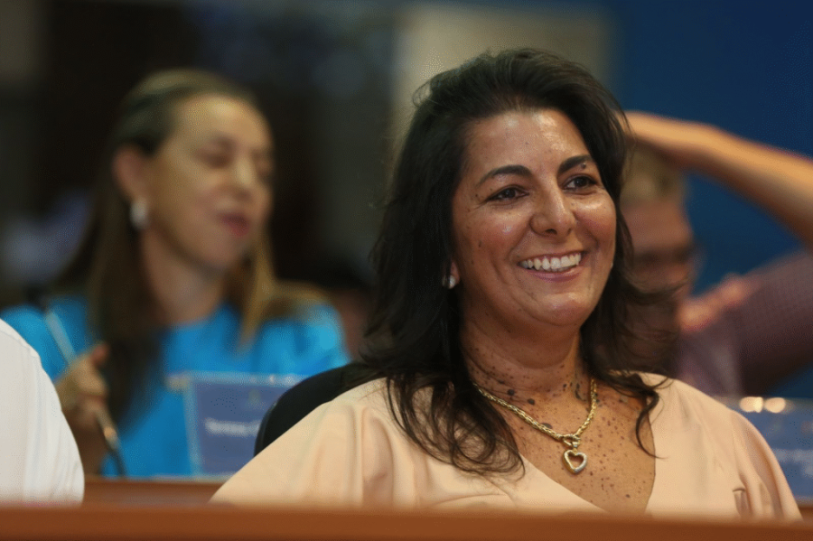 Adriana Resende é reeleita presidente do CREA-DF com vitória expressiva e consolida força entre profissionais do setor tecnológico