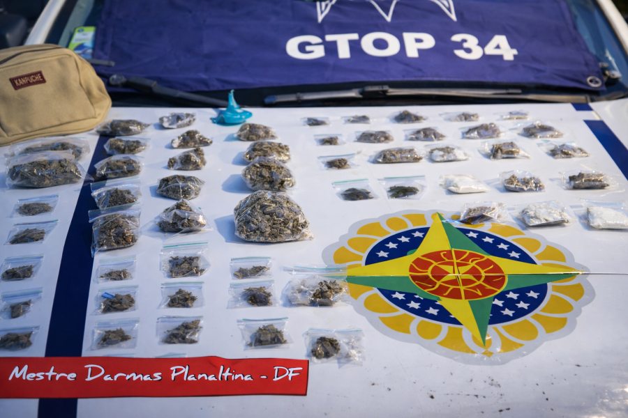 PMDF prende dois por tráfico no Mestre Darmas