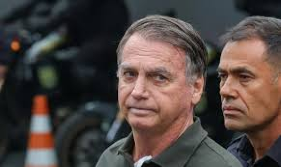 PGR apoia domiciliar humanitária a Bolsonaro