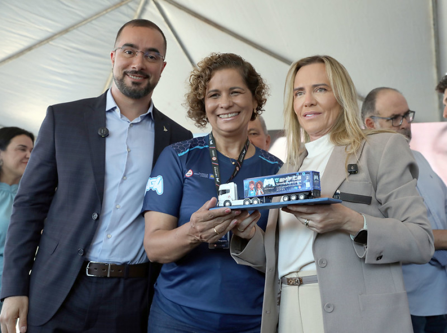 GDF lança carretas do Gamifica e amplia capacitação digital para 235 mil atendimentos no DF