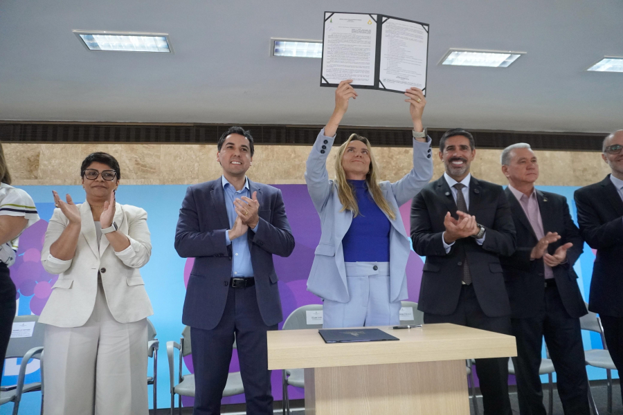 Celina Leão sanciona projeto de Roosevelt Vilela que cria a Tabela SUS Candanga no DF