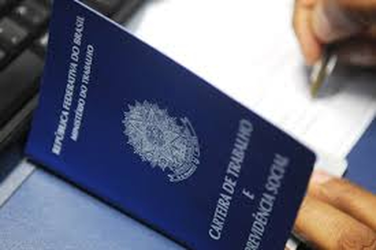 Semana começa com 528 vagas de emprego no DF